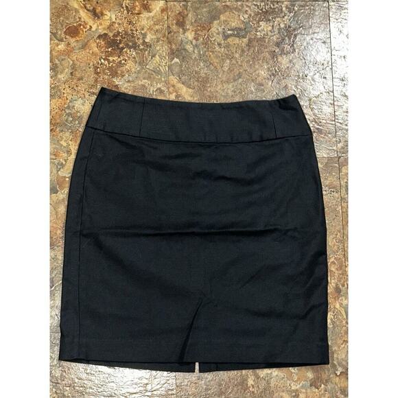 Banana Republic Factory Black Pencil Skirt Size 2 - Picture 1 of 7